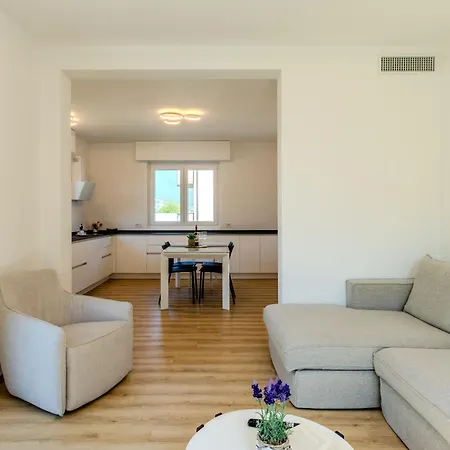 Allegra By Interhome Vakantiehuis Dervio
